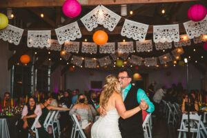 beautiful-couple-dancing-with-bright-paper-lanterns